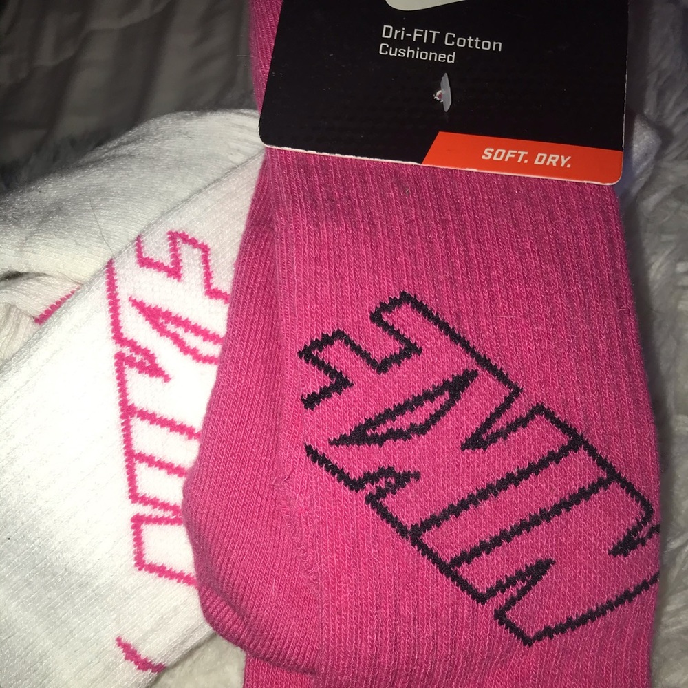 ✨6 New Nike Athletic Socks Bundle ✨